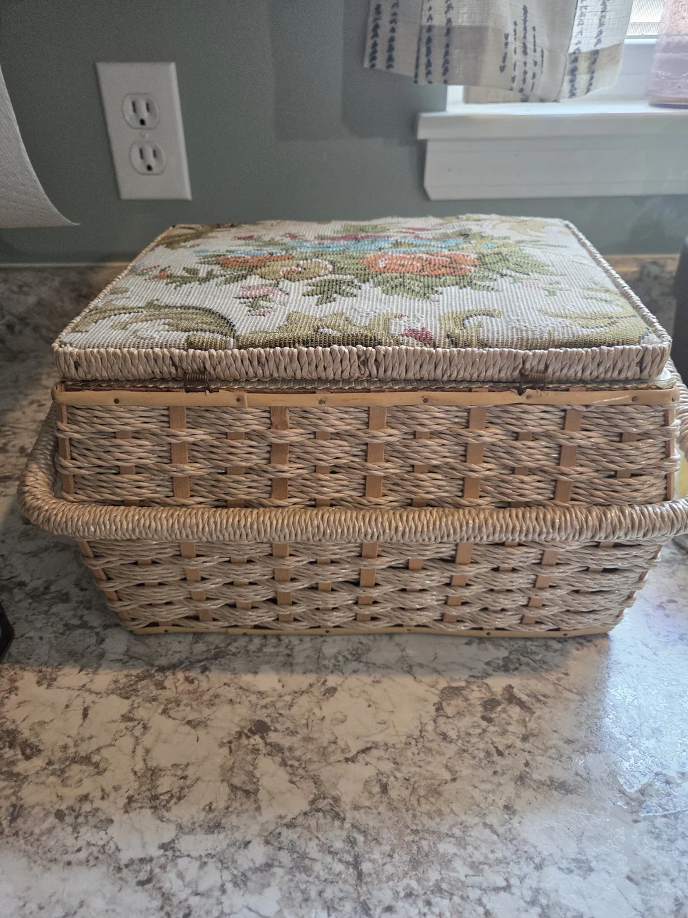 N/A elegant woven